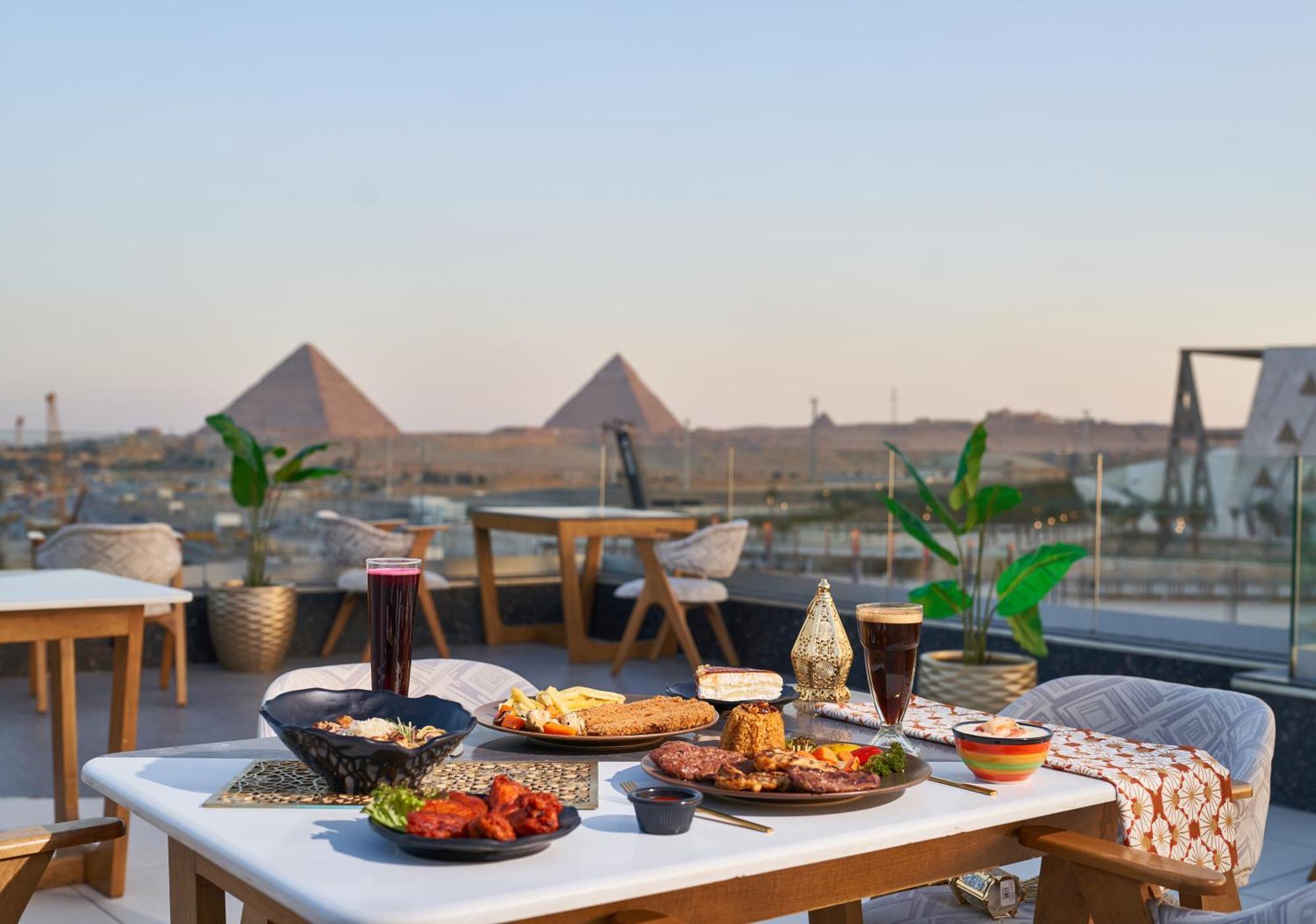 Royal Great Pyramid Inn Kafr Ghatati Exterior photo